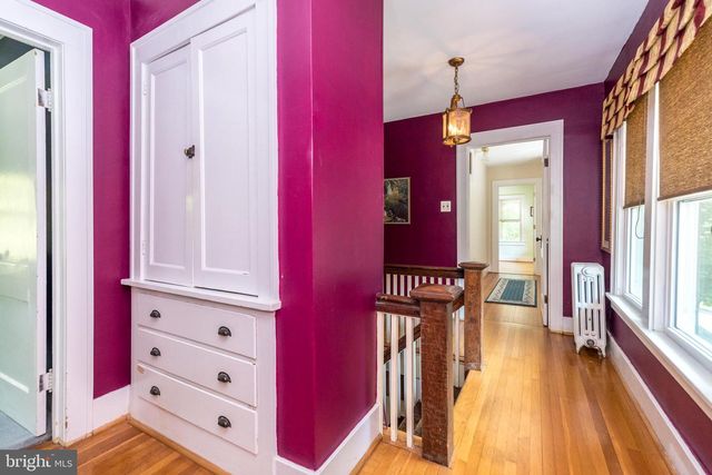825 HIGHLAND AVE, Morrisville, PA 19067