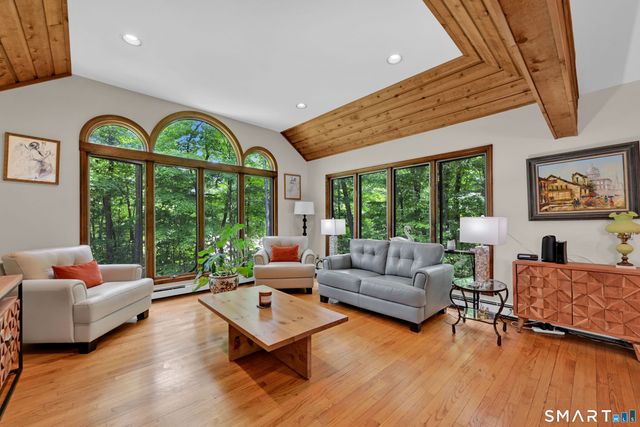 10 Candleview Drive, Sherman, CT 06784