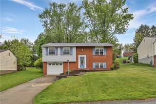 230 Great Smokey Dr, Plum Boro, PA 15239