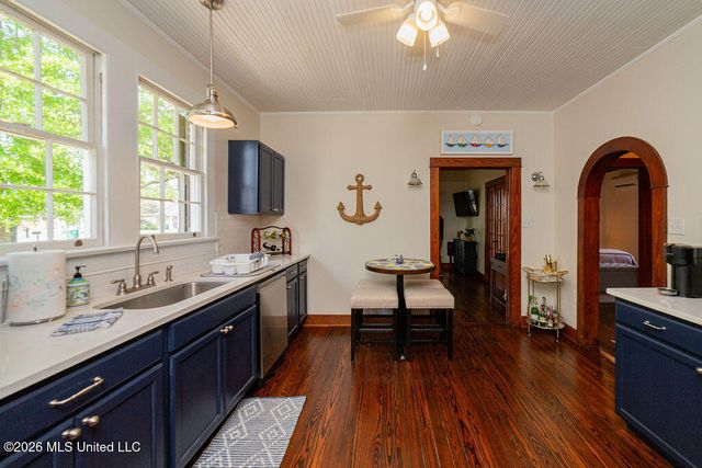 203 Jeff Davis Avenue, Waveland, MS 39576