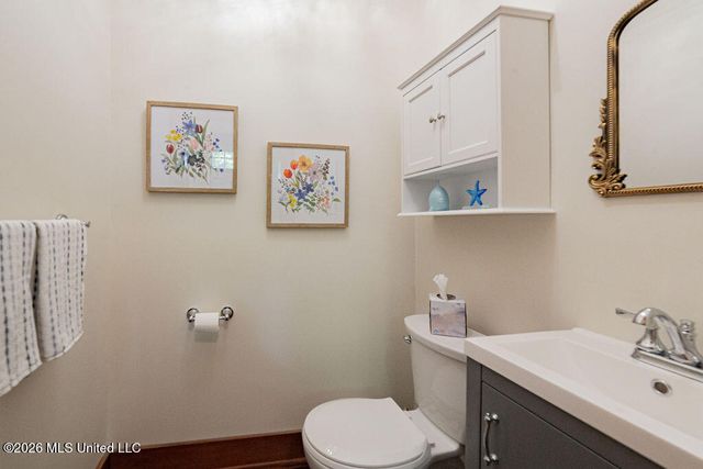 203 Jeff Davis Avenue, Waveland, MS 39576