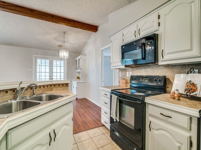 768 Evelyn Drive, Terrell, TX 75160