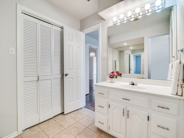 768 Evelyn Drive, Terrell, TX 75160