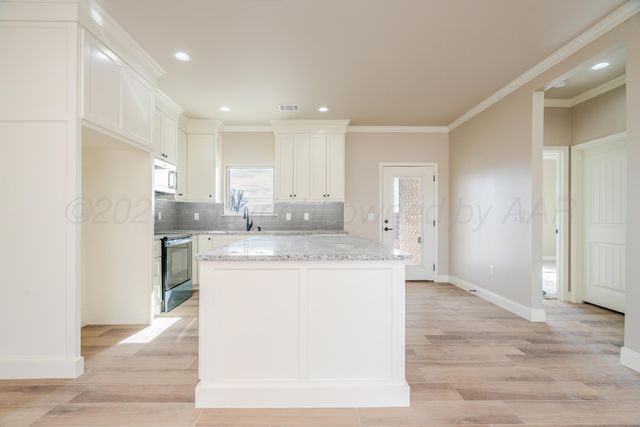 1718 Northridge Street, Dumas, TX 79029