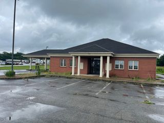 184 Stone Container Dr, Clarksville, TN 37040