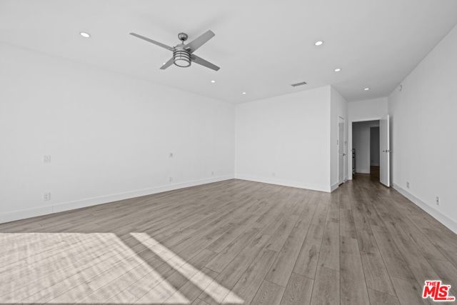 4267 Marina City Dr, Marina Del Rey, CA 90292