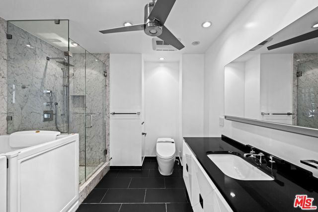 4267 Marina City Dr, Marina Del Rey, CA 90292