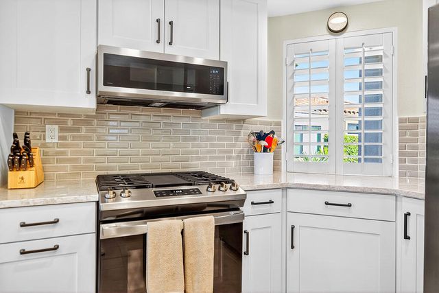 38405 Plumosa Circle, Palm Desert, CA 92211