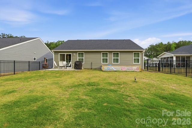 420 Grandiflora Avenue, Lancaster, SC 29720