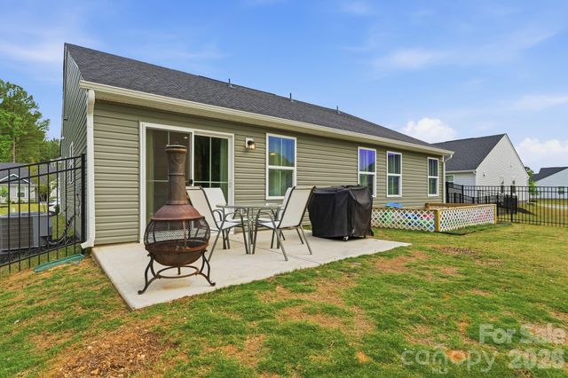420 Grandiflora Avenue, Lancaster, SC 29720