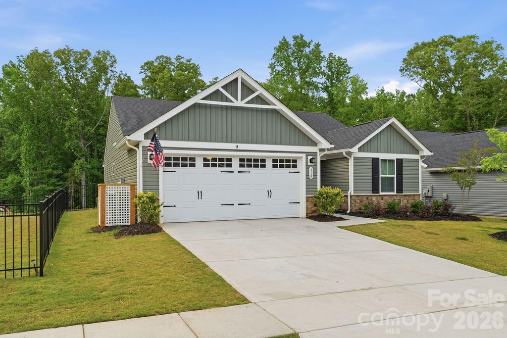 420 Grandiflora Avenue, Lancaster, SC 29720