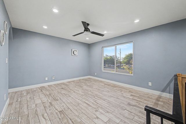 4307 E SOUTHERN Avenue, Phoenix, AZ 85042