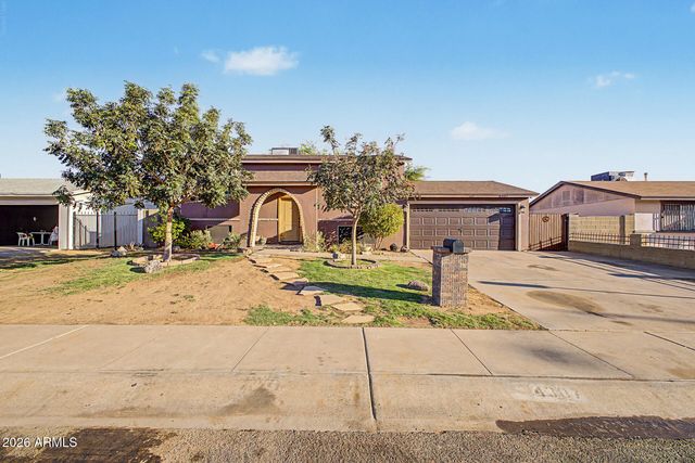 4307 E SOUTHERN Avenue, Phoenix, AZ 85042