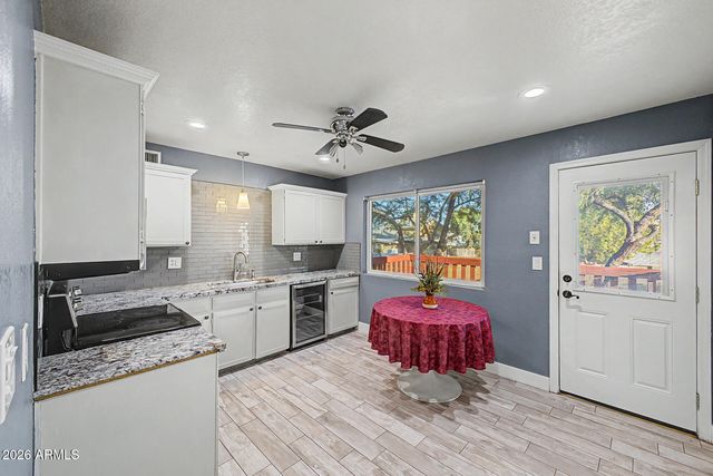 4307 E SOUTHERN Avenue, Phoenix, AZ 85042