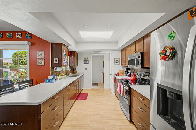 10418 W EL CAPITAN Circle, Sun City, AZ 85351