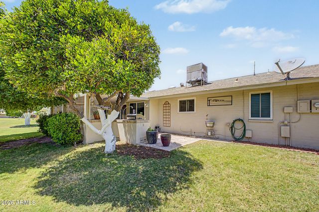 10418 W EL CAPITAN Circle, Sun City, AZ 85351