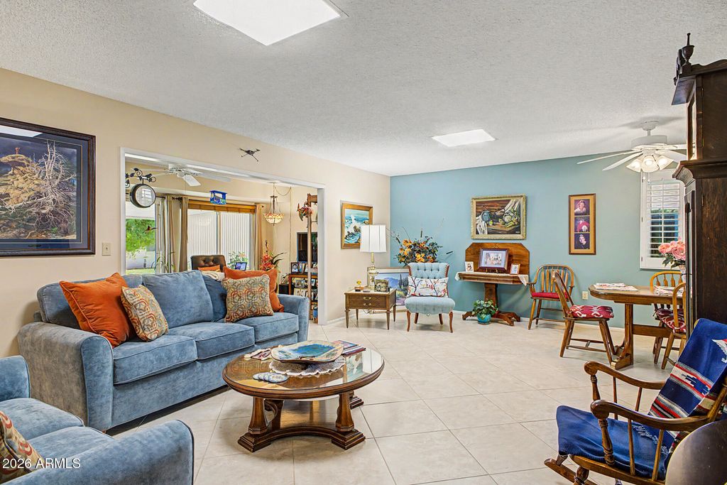 10418 W EL CAPITAN Circle, Sun City, AZ 85351 — photo 5
