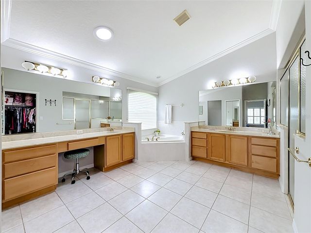24044 PEEKSKILL STREET, Leesburg, FL 34748