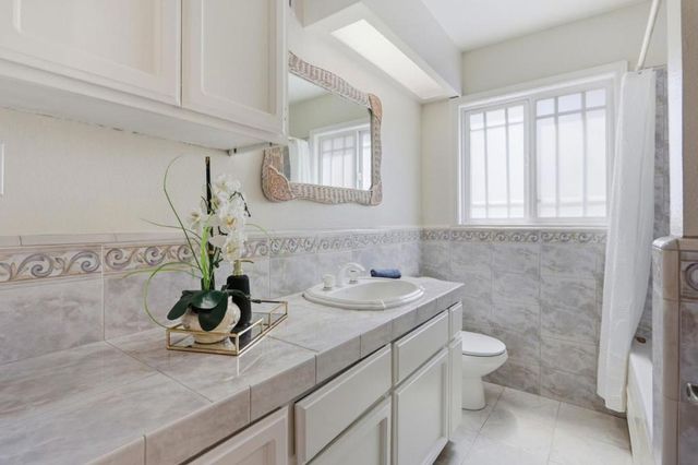 3048 Alexander Avenue, Santa Clara, CA 95051