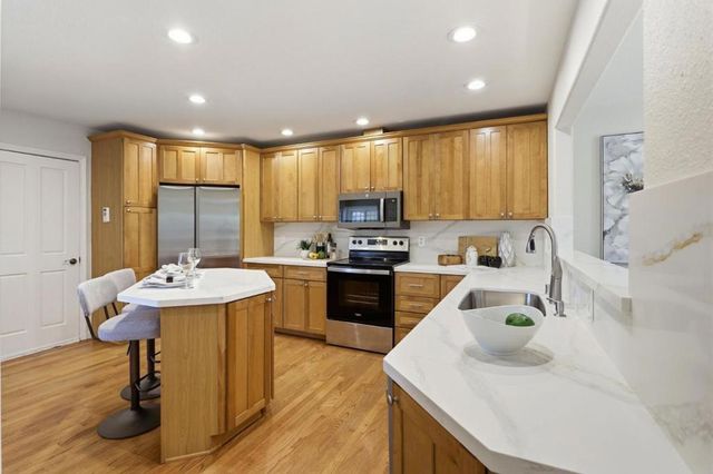 3048 Alexander Avenue, Santa Clara, CA 95051
