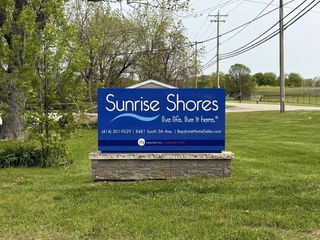 8481 S 5th Avenue #4B, Oak Creek, WI 53154