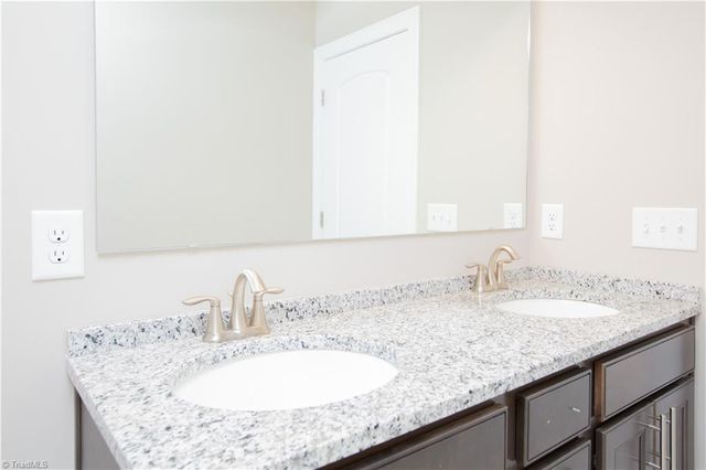 218 Crane Creek Way, Lexington, NC 27295