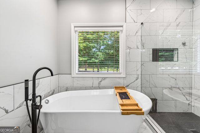 1110 Holcomb Court, Bogart, GA 30622