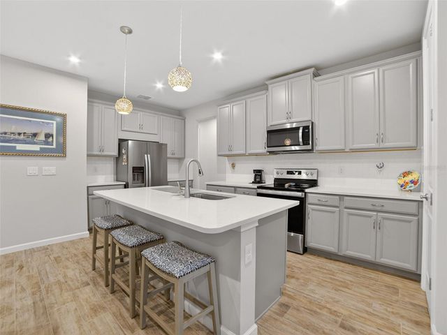 3775 MAXWELL PARK DRIVE, Sun City Center, FL 33573