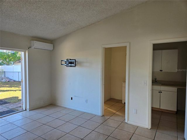 9224 CAMINO VILLA BOULEVARD, Tampa, FL 33635