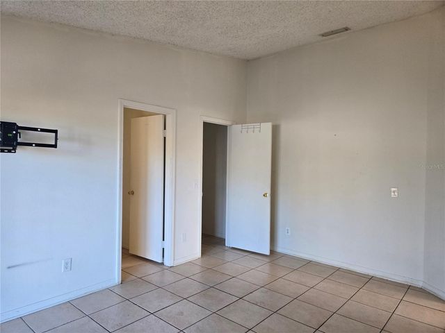 9224 CAMINO VILLA BOULEVARD, Tampa, FL 33635