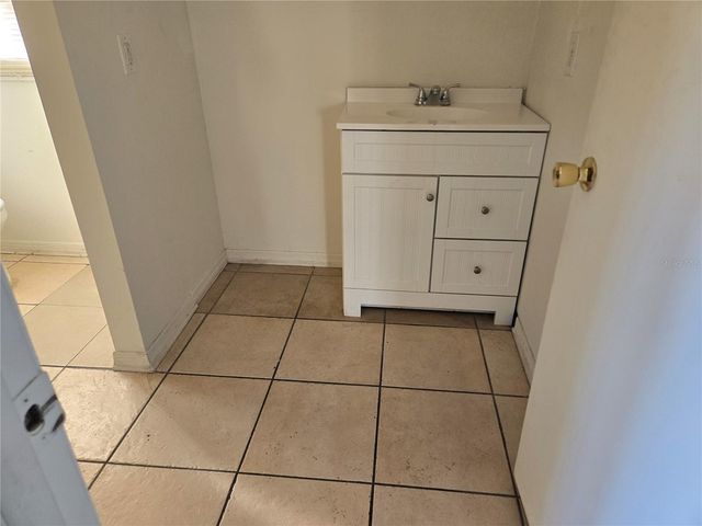 9224 CAMINO VILLA BOULEVARD, Tampa, FL 33635