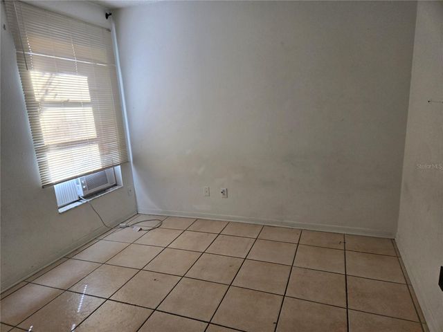 9224 CAMINO VILLA BOULEVARD, Tampa, FL 33635