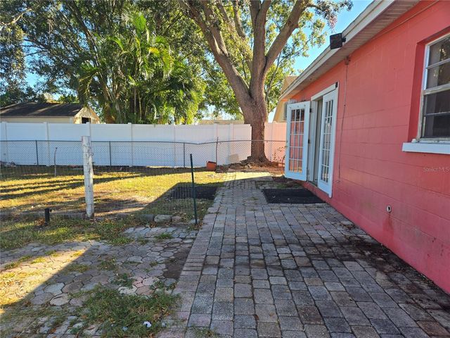 9224 CAMINO VILLA BOULEVARD, Tampa, FL 33635