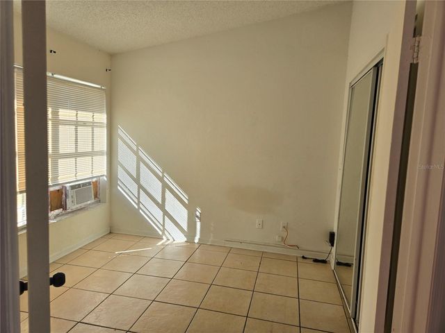 9224 CAMINO VILLA BOULEVARD, Tampa, FL 33635