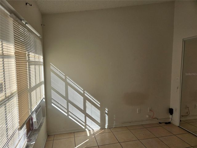 9224 CAMINO VILLA BOULEVARD, Tampa, FL 33635