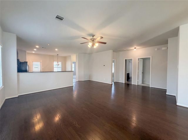 1038 Cash Street, Alvin, TX 77511