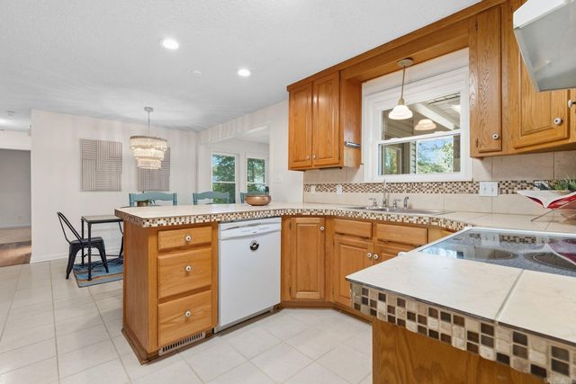 140 & 142 Mountain Laurel Lane, Hot Springs, AR 71913