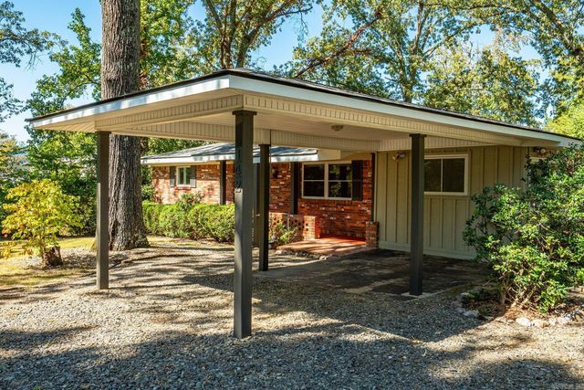 140 & 142 Mountain Laurel Lane, Hot Springs, AR 71913