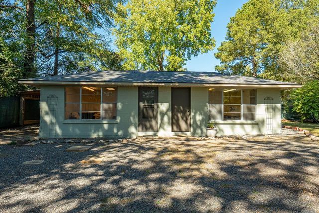 140 & 142 Mountain Laurel Lane, Hot Springs, AR 71913