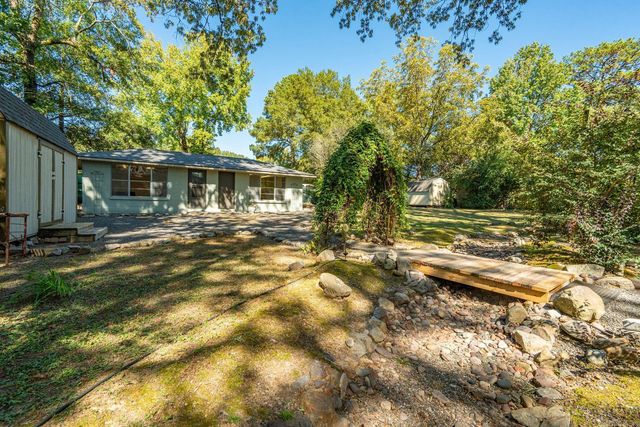 140 & 142 Mountain Laurel Lane, Hot Springs, AR 71913