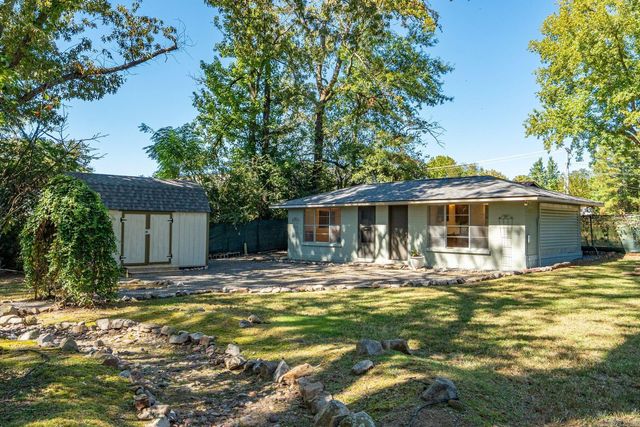 140 & 142 Mountain Laurel Lane, Hot Springs, AR 71913