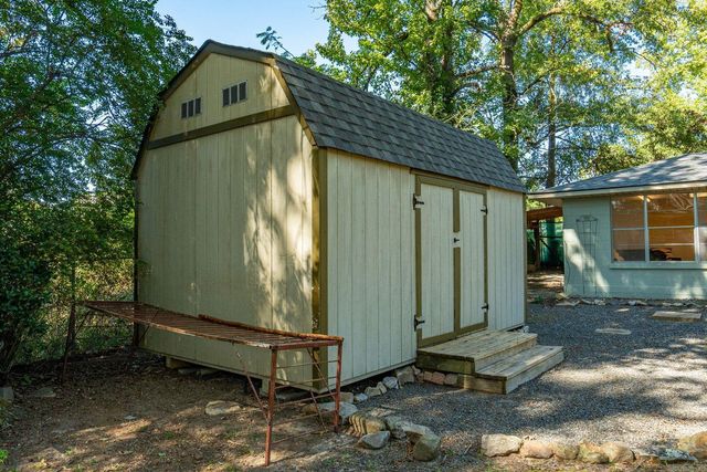 140 & 142 Mountain Laurel Lane, Hot Springs, AR 71913