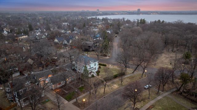 4012 Linden Hills Boulevard, Minneapolis, MN 55410