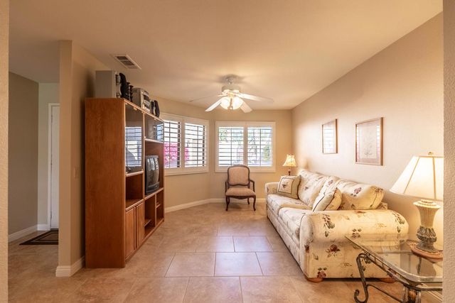 76623 Daffodil Drive, Palm Desert, CA 92211