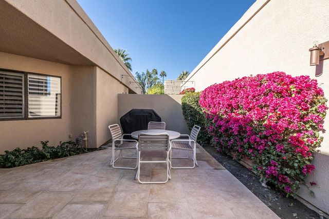76623 Daffodil Drive, Palm Desert, CA 92211