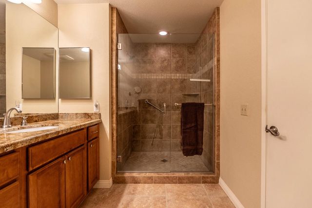 76623 Daffodil Drive, Palm Desert, CA 92211