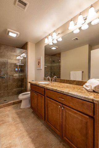 76623 Daffodil Drive, Palm Desert, CA 92211