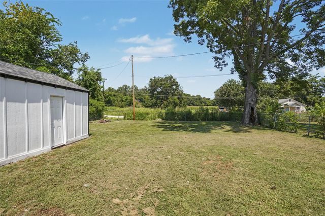 4951 W 1st Street, Tulsa, OK 74127