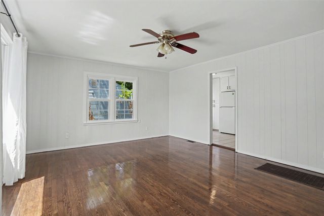 4951 W 1st Street, Tulsa, OK 74127
