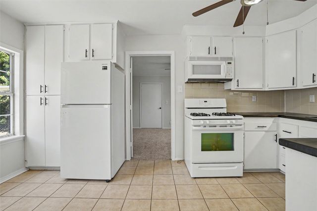 4951 W 1st Street, Tulsa, OK 74127